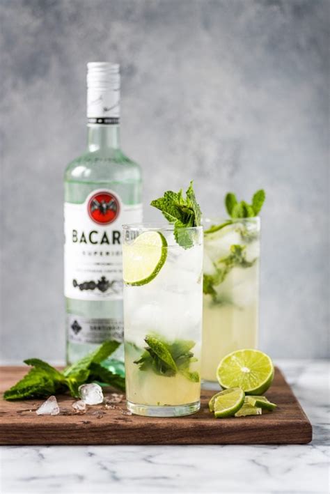 The BEST Mojito Recipe - Isabel Eats