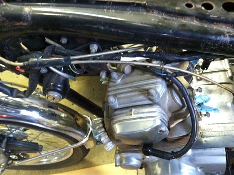 1974 Honda CB200 Rebuild: Removing the engine