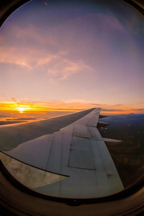 The Window Seat: 36 Tips for Taking Amazing Photos from Airplane Windows | B&H eXplora