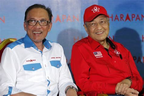 Malaysian PM Mahathir Mohamad and Anwar Ibrahim campaign together for ...