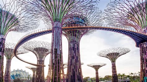 Gardens by the Bay Walkway Singapore • Point Me to the Plane