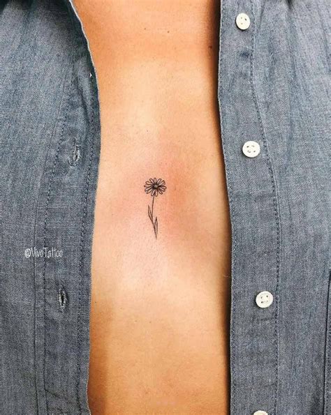 tiny minimalist tattoo #Minimalisttattoos | Sternum tattoo, Tiny ...