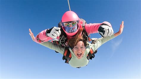 The Yorkshire Tandem Skydive Experience | Skydive GB