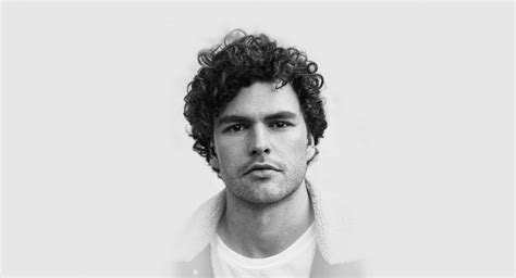 VANCE JOY - 'Nation Of Two' (Album Review) - Amnplify