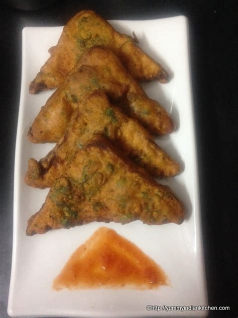 Bread Pakora Recipe, Bread pakoda - Yummy Indian Kitchen