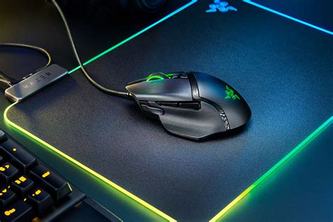 RAZER BASILISK V2 ERGONOMIC WIRED GAMING MOUSE - BLACK