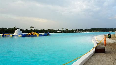 Treasure Bay Bintan - The Largest Swimming Pool in The world ~ Knowing ...