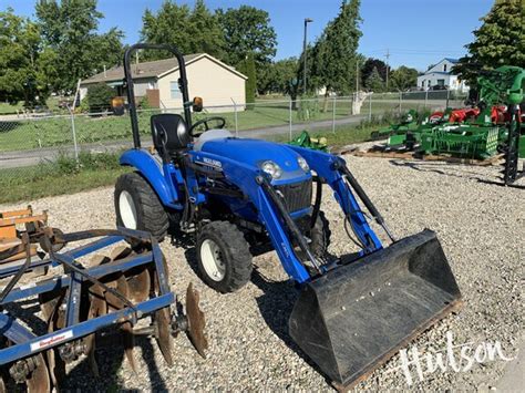 2016 New Holland Boomer 24 Tractor - $13,500 | Machinery Pete