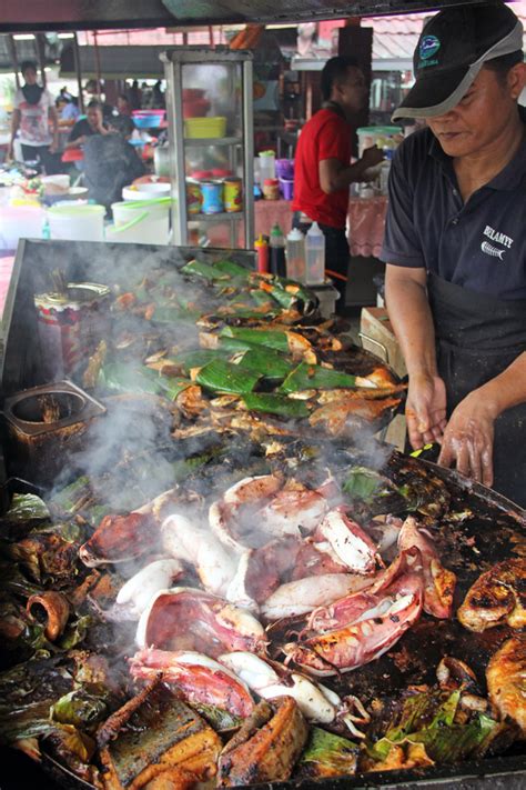 Ikan Bakar - Malaysian Grilled Seafood Worthy of a Pilgrimage