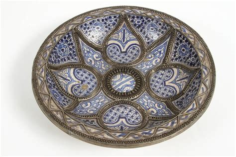 Large Decorative Ceramic Plates from Fez For Sale at 1stdibs