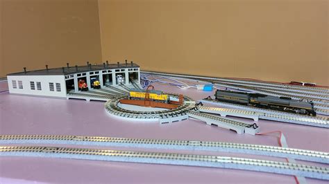 Kato Turntable Demonstration using DCC - N Scale Model Railroad - YouTube