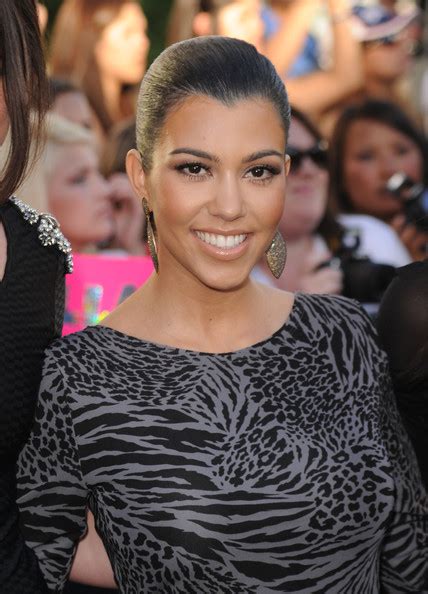 Kourtney Kardashian Hairstyles