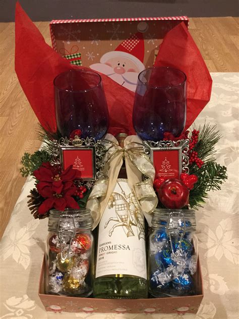 Christmas wine basket idea | Christmas office gifts, Christmas wine, Wine baskets
