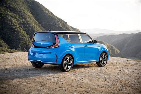 Blue Kia Soul 2024 - Aurea Etheline