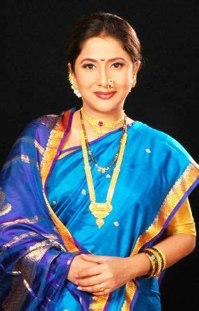 Nivedita Saraf : Biography, wiki, age, Husband, family, photos, movies ...