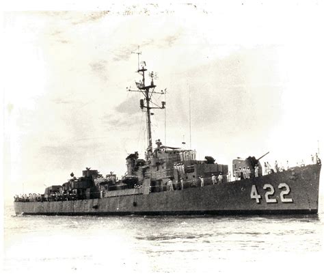 Destroyer Escort Photo Index DE- 422 USS DOUGLAS A. MUNRO