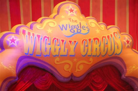 Long Island Mom x 2: The Wiggles Wiggly Circus Live! Review...