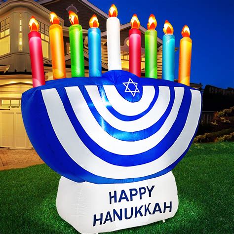 Outdoor Hanukkah Decorations