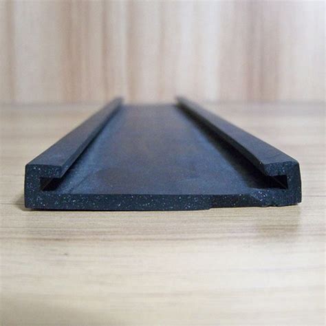 Extruded NBR rubber extrusion for car bus truck tank sealing - SEASHORE