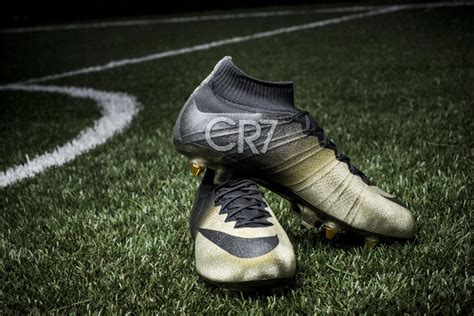 NIKE mercurial CR7 rare gold boots honor ronaldo's third ballon d'or