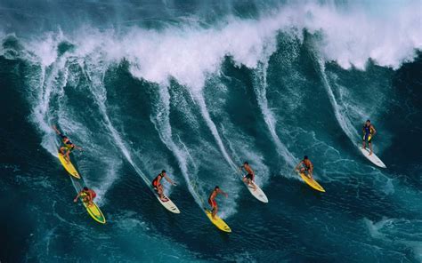 Surfing Wallpapers