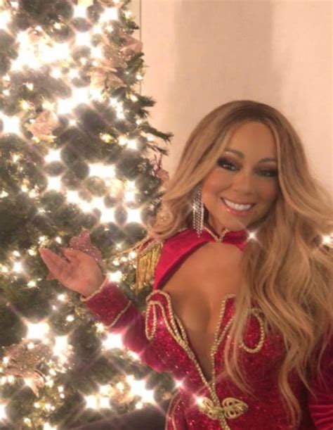 Mariah Carey Christmas outfit is all we want for the holiday season ...