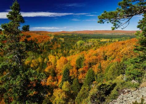 This Hike Through Minnesota's Sawtooth Mountains Leads To Breathtaking ...