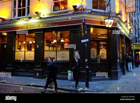 The White Horse Pub, Central London Stock Photo - Alamy