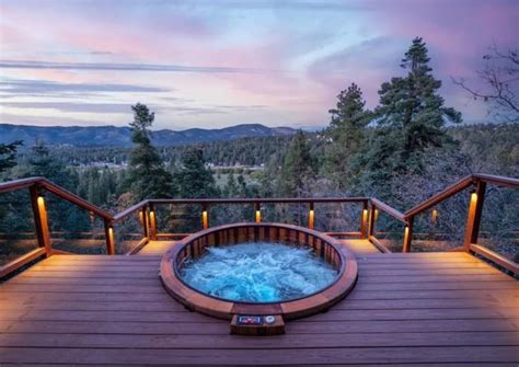 12 Big Bear Lake Airbnb Homes for Your Winter Vacation