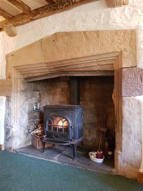 1500’s fireplace surround in OP's 1640’s cottage. : r/heyUK