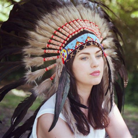 Beautiful Indian Woman Headdress / See more ideas about indian headdress, headdress, native ...