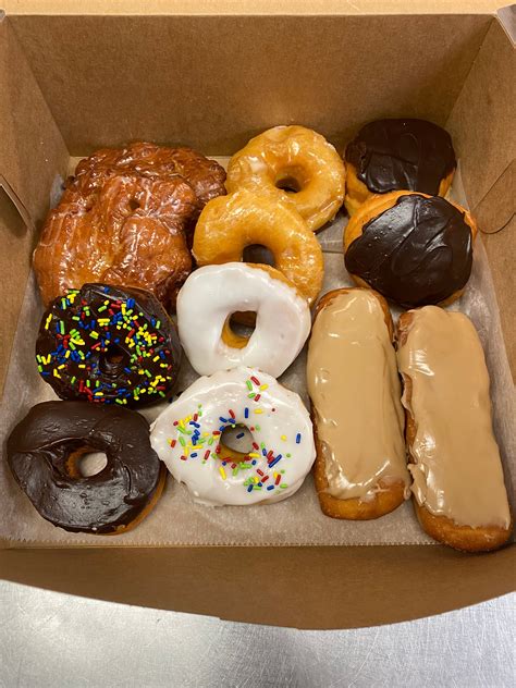 Donuts and their kin. As a kid, I never really ate donuts… | by Kitt ...