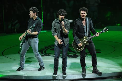 The Jonas Brothers Are Reportedly Planning A Reunion | SPIN1038