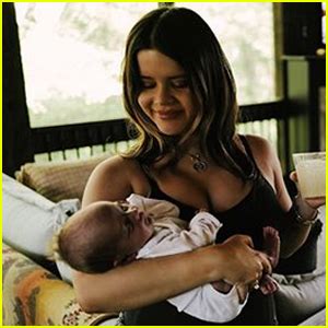 Maren Morris Shares Super Cute Photo with Newborn Son Hayes on Her 30th ...