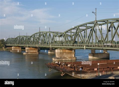 Wien, an der Donau - Vienna, Danube River Stock Photo - Alamy