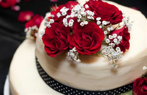 Beautiful Red Rose Wedding Cake | Hot Sex Picture