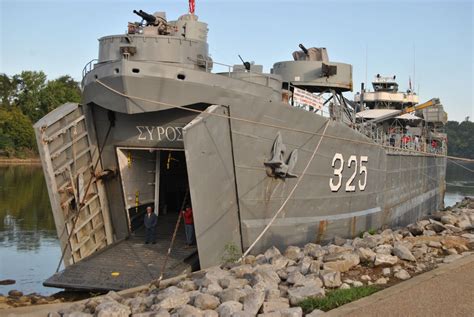 WWII ship USS LST-325 arrives at McGregor Park in Clarksville ...