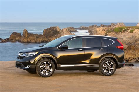 2018 Honda CR-V Reviews - Research CR-V Prices & Specs - MotorTrend