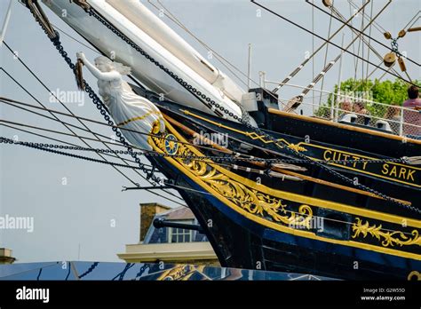 The bow and the figurehead of the Cutty Sark in Greenwich London Stock Photo: 105044393 - Alamy