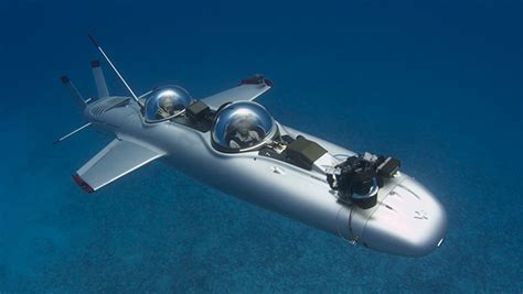 $1.7 million personal submarine lets you 'fly' underwater - CBS News