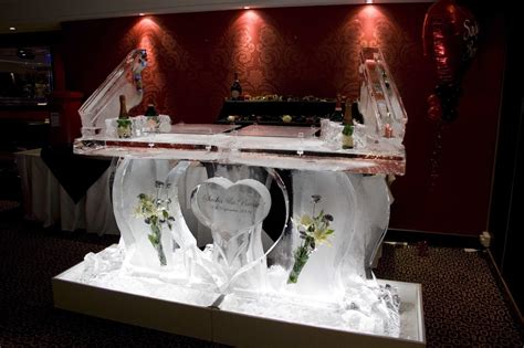 Ice Sculpture Wedding Decorations - A Unique Idea