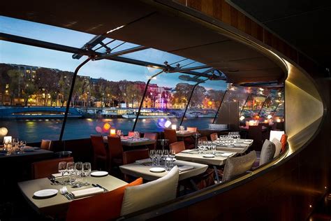 Bateaux Parisiens Seine River Gourmet Dinner & Sightseeing Cruise France