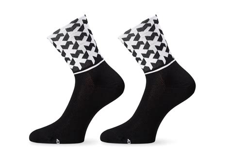 Best cycling socks: cool socks and winter warmers - Cycling Weekly