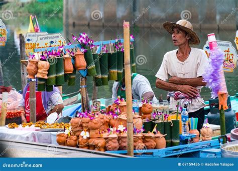 Hat Yai Floating Market editorial photo. Image of biforata - 67159436