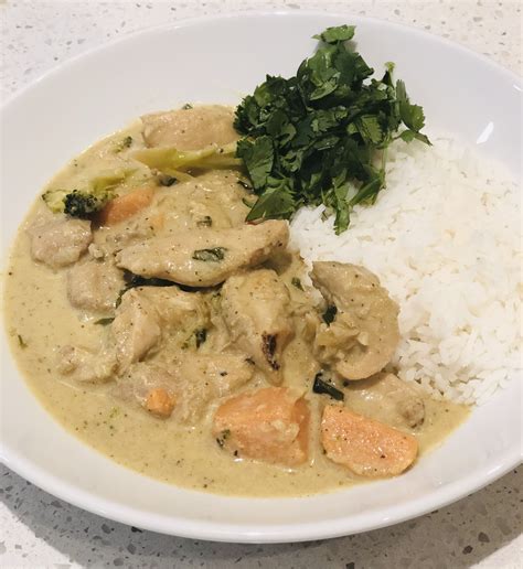 Green Chicken Curry…Restaurant Style (we think!) | Karli’s Kitch