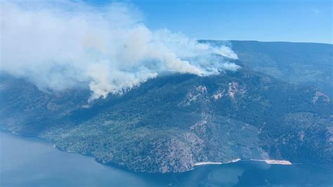 Lower East Adams Lake wildfire sees significant growth in size ...