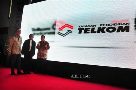 FOTO PELUNCURAN LOGO BARU TELKOM SCHOOL : Menunjukkan Logo Baru Telkom School - Solopos.com ...