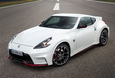 Nissan 370z nismo photos