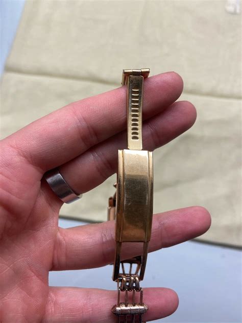 VINTAGE BULOVA 14K GOLD FILLED MEN'S WRISTWATCH / ADJ… - Gem