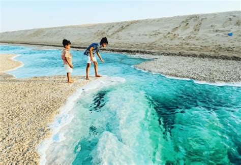 In Pictures: Abu Dhabi's Long Salt Lake - Gulfbuzz